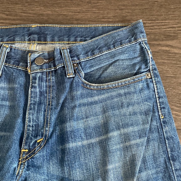Levi’s Strauss 514 jeans. Size: 32 x 34. Medium blue. - Picture 4 of 15